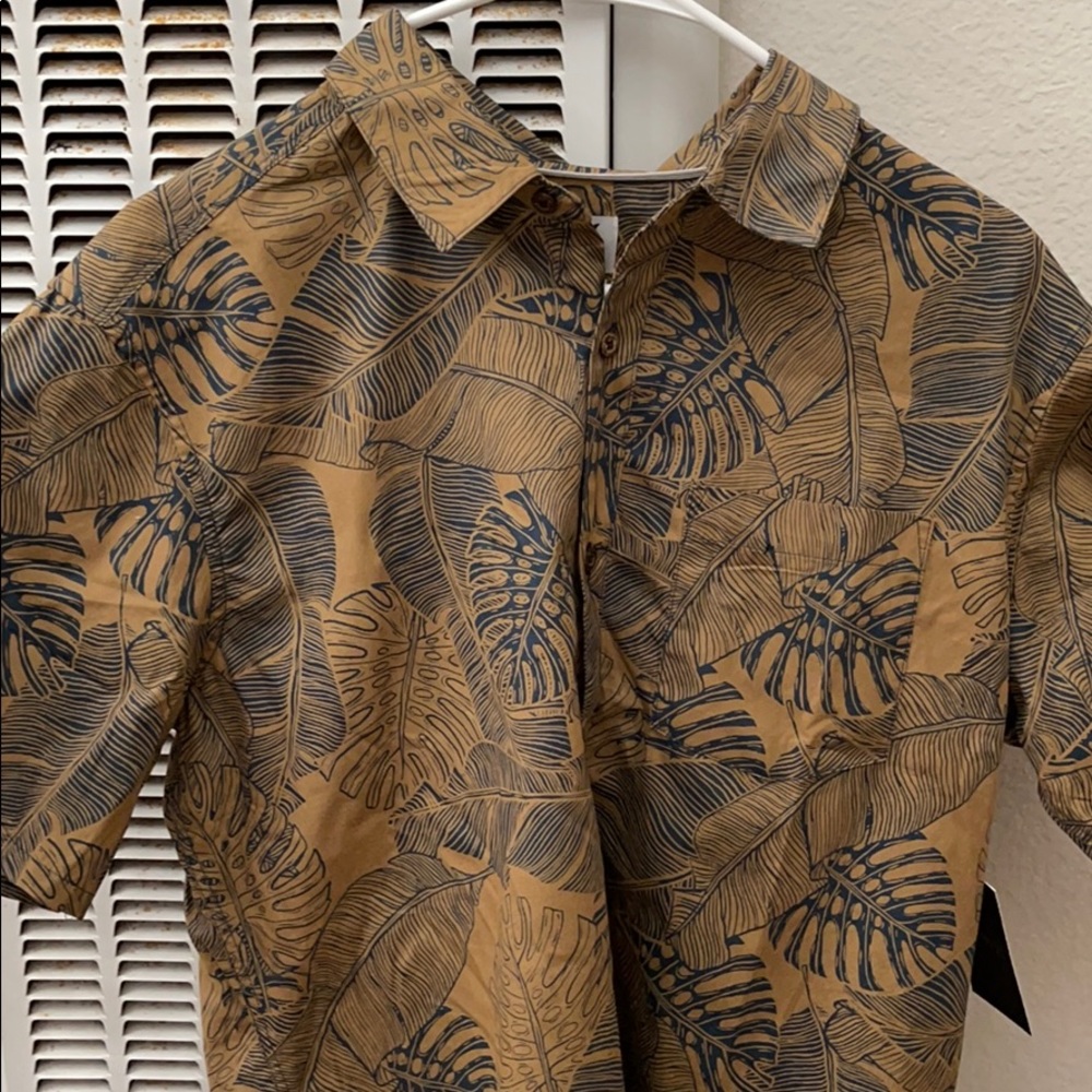 Hurley dress shirt